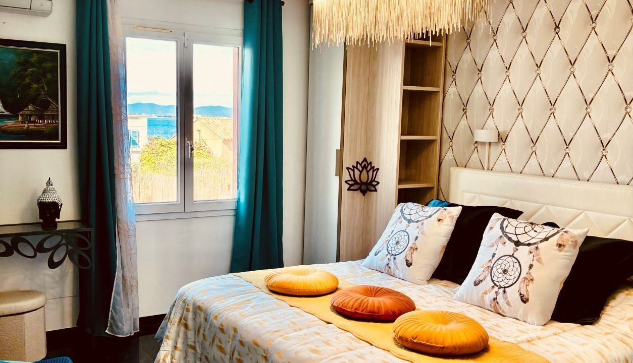 Photo of Bedroom in Giens