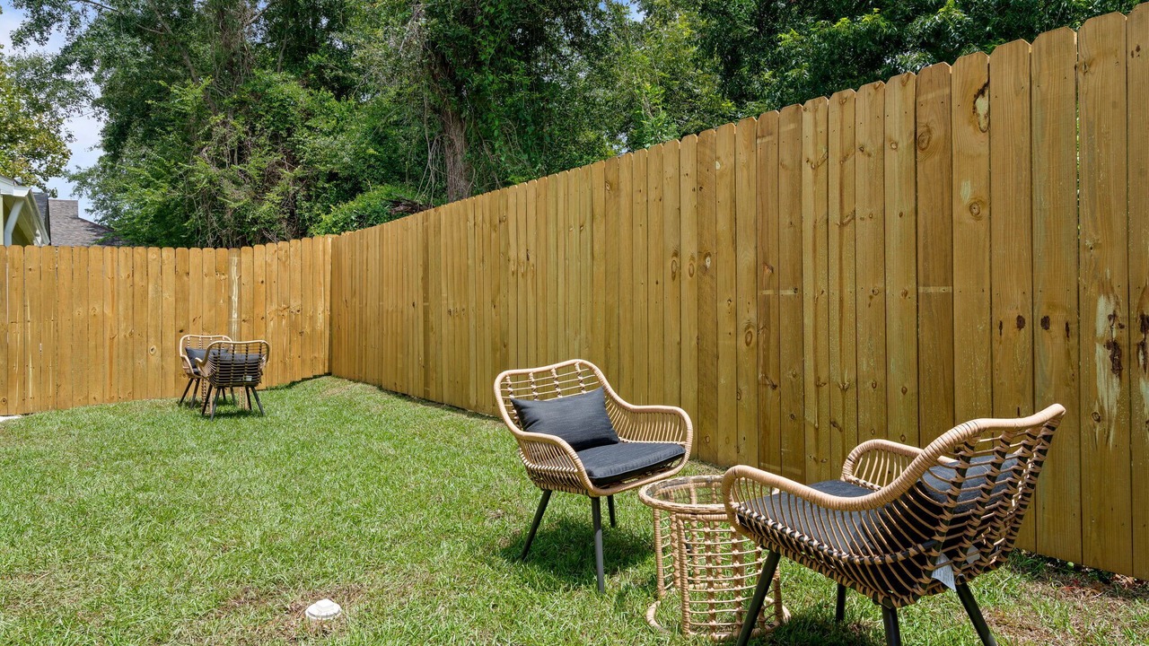 Photo of Outdoor in Laurel