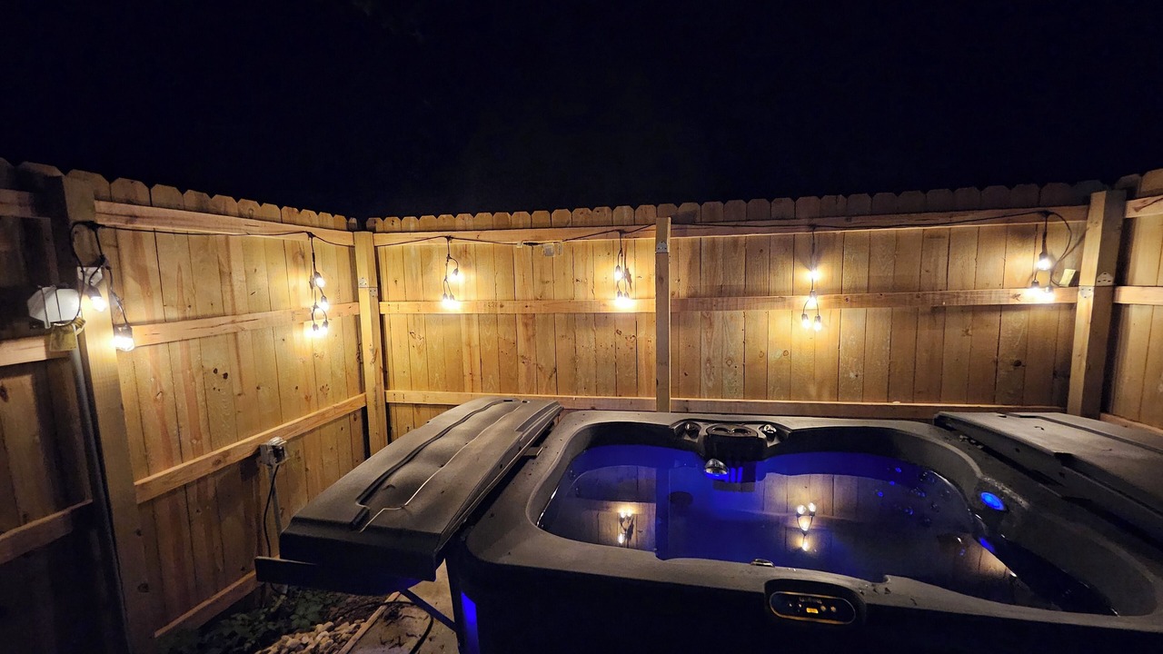 Photo of Outdoor in Cookson