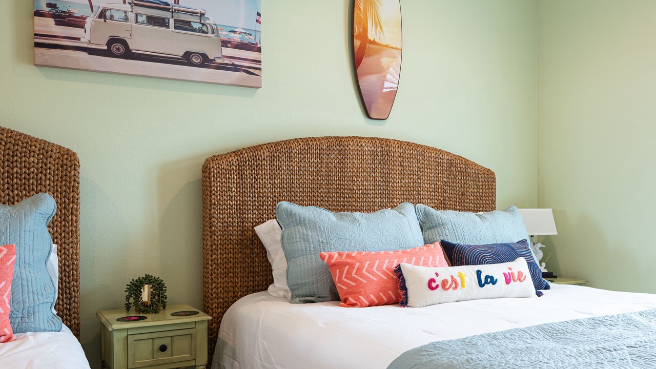 Photo of Bedroom in Crystal Beach