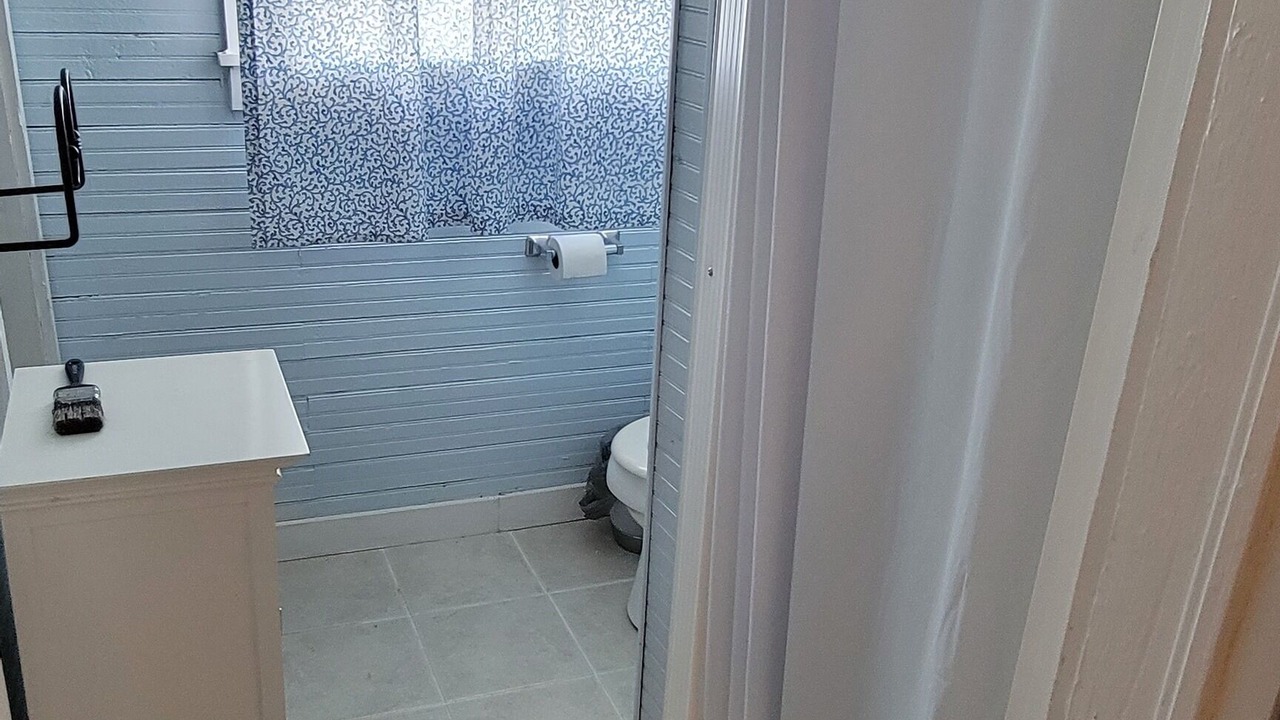 Photo of Bathroom in Woodville