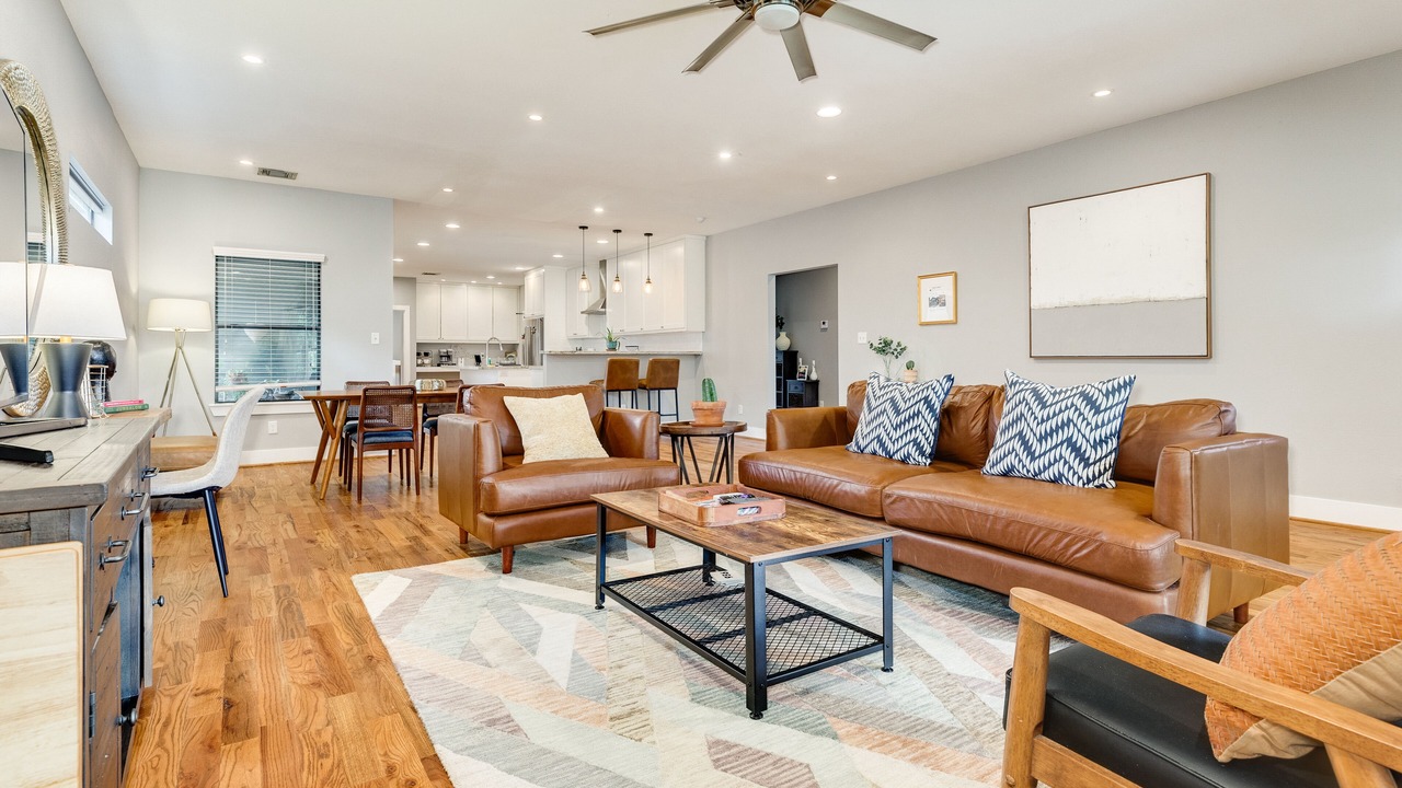Photo of Livingroom in Greater East End