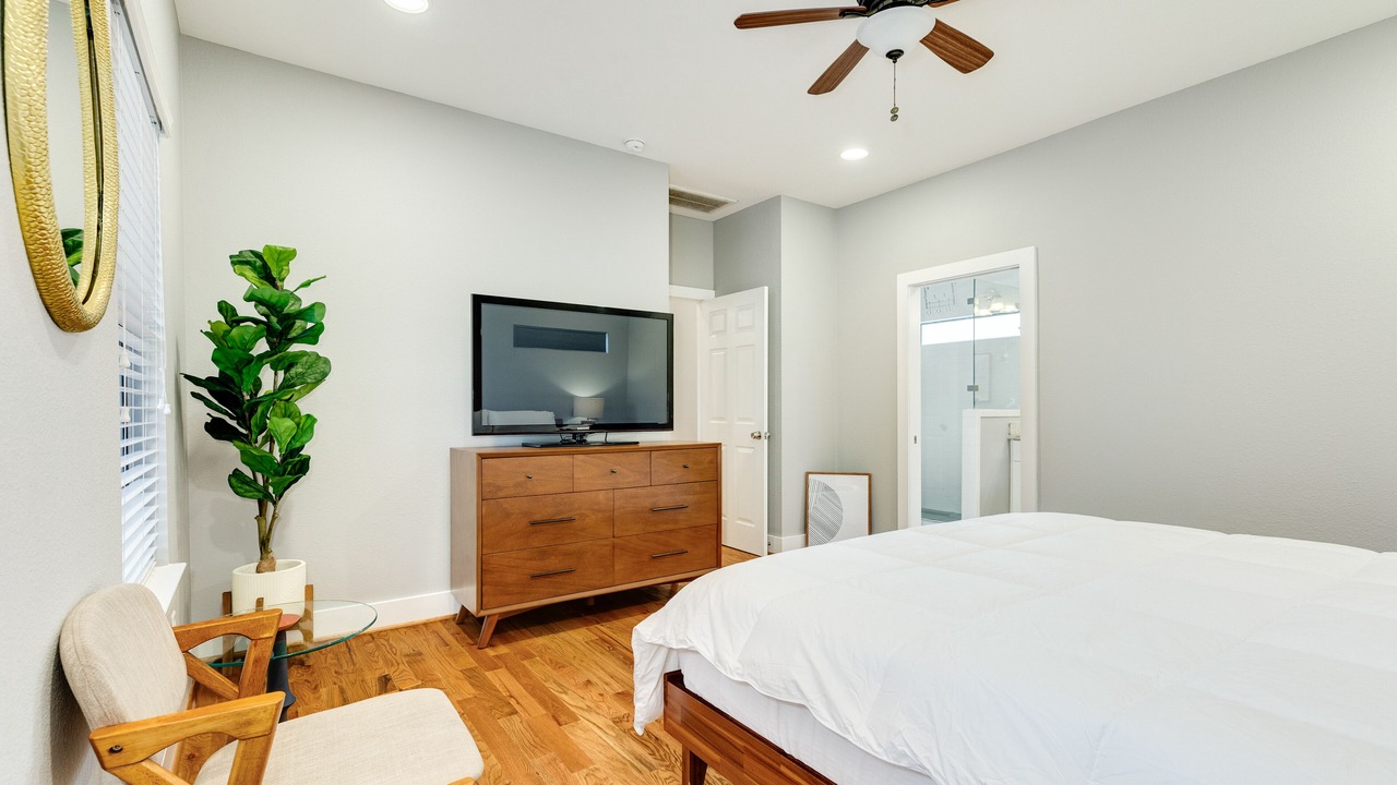 Photo of Bedroom in Greater East End