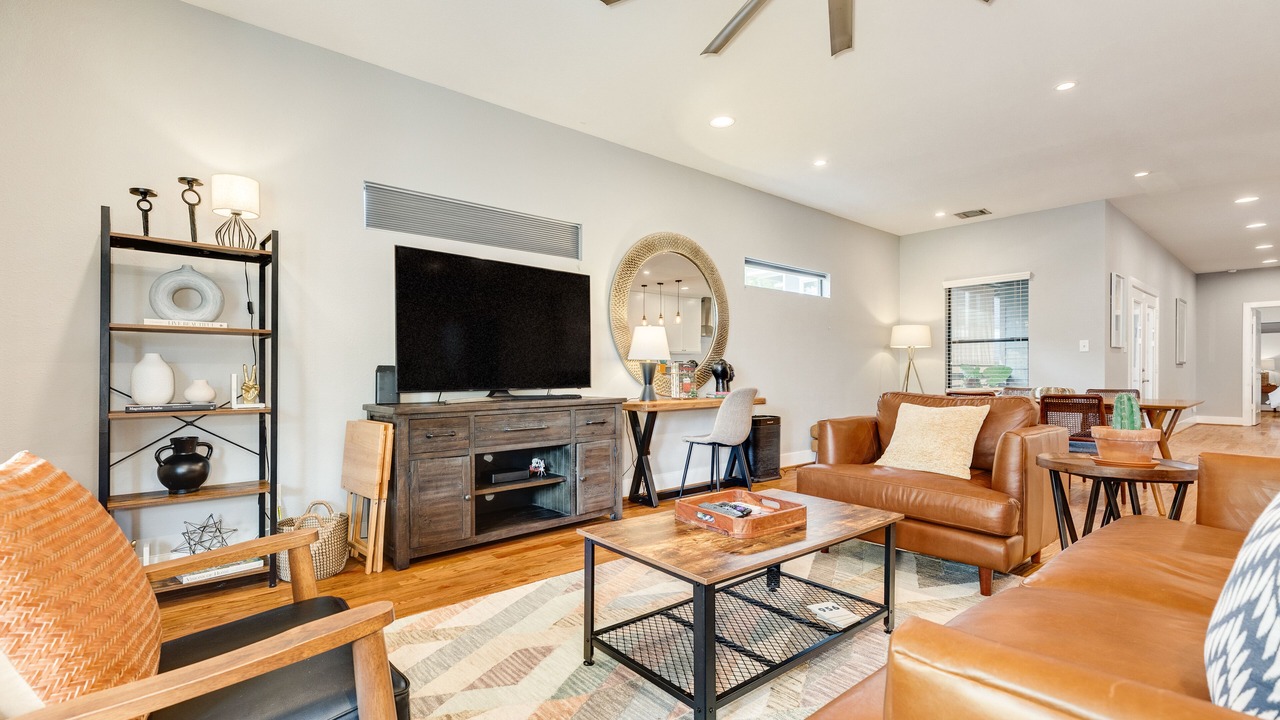 Photo of Livingroom in Greater East End