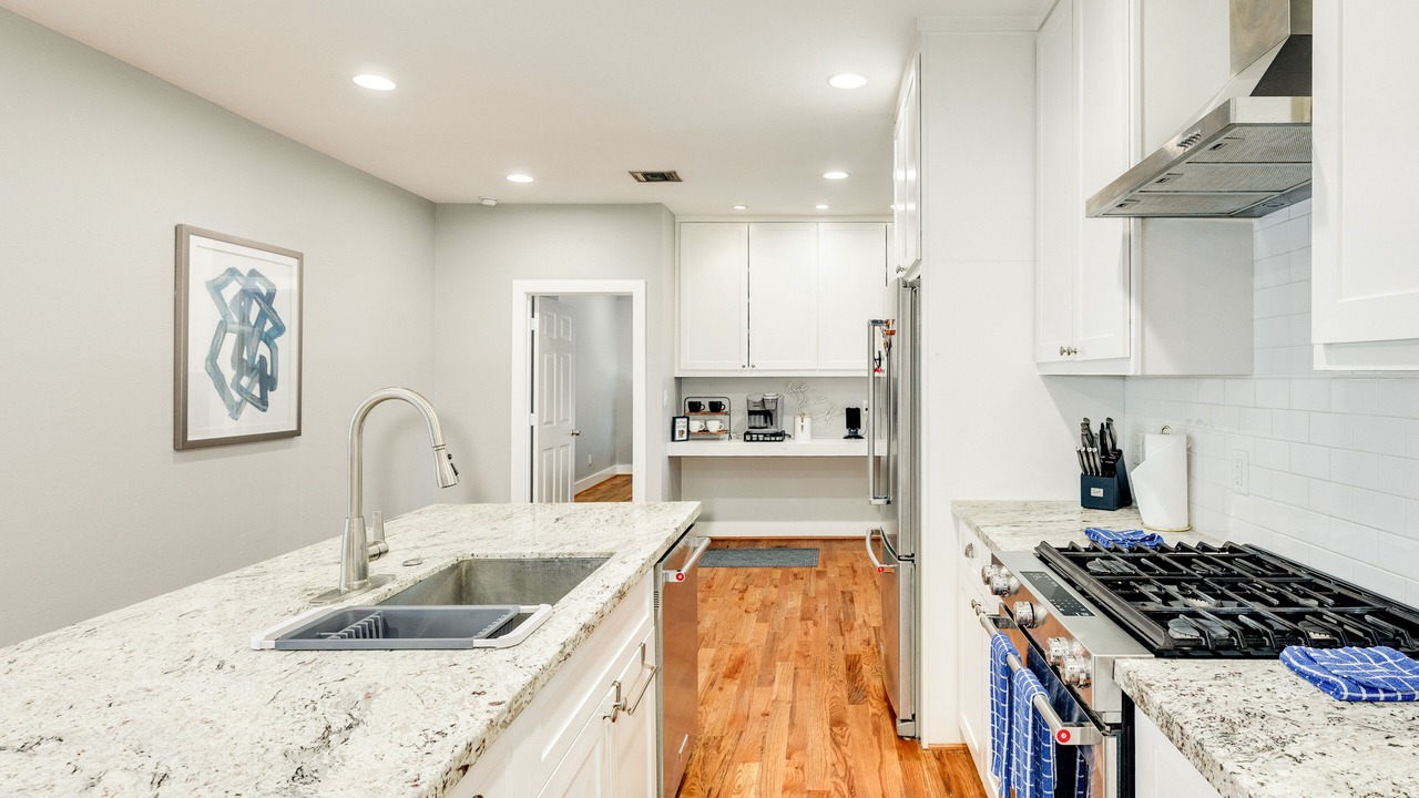 Photo of Kitchen in Greater East End