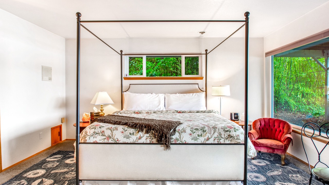 Photo of Bedroom in East Olympia