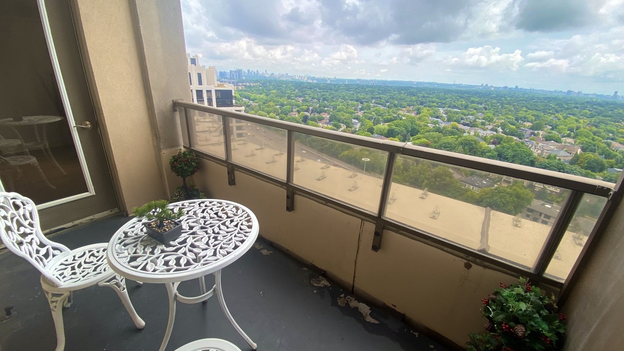 Photo of Outdoor in Willowdale