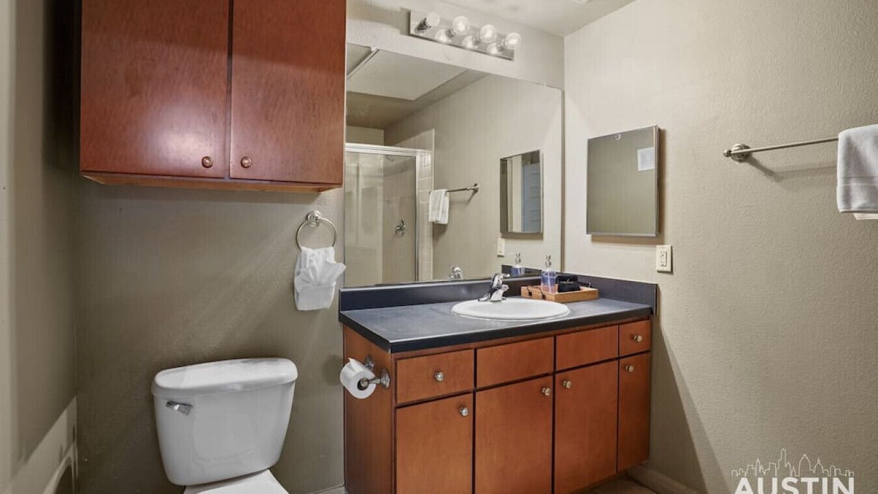 Photo of Bathroom in West Campus