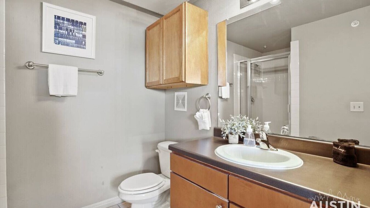 Photo of Bathroom in West Campus