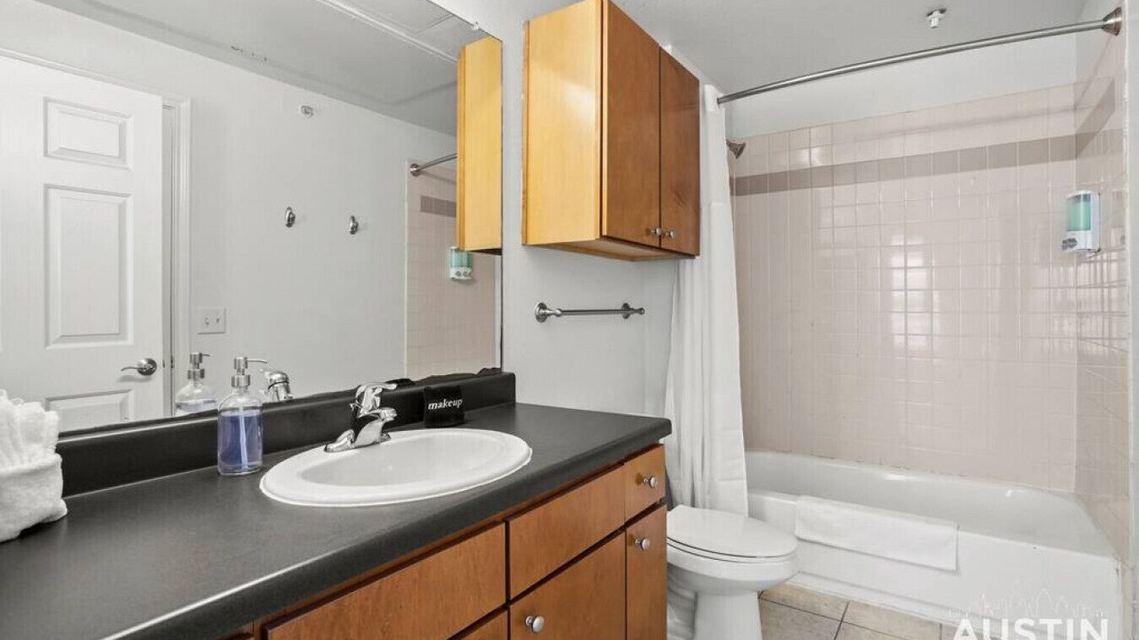 Photo of Bathroom in West Campus