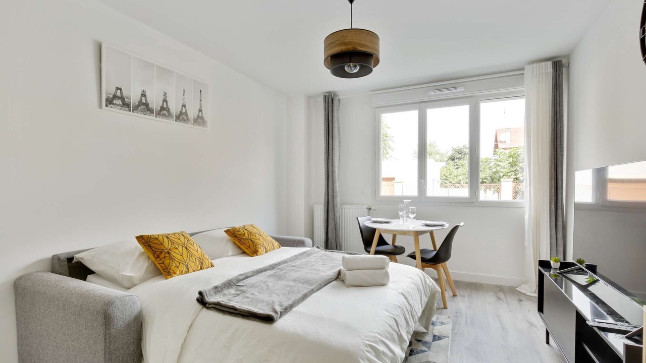 Photo of Bedroom in Bezons