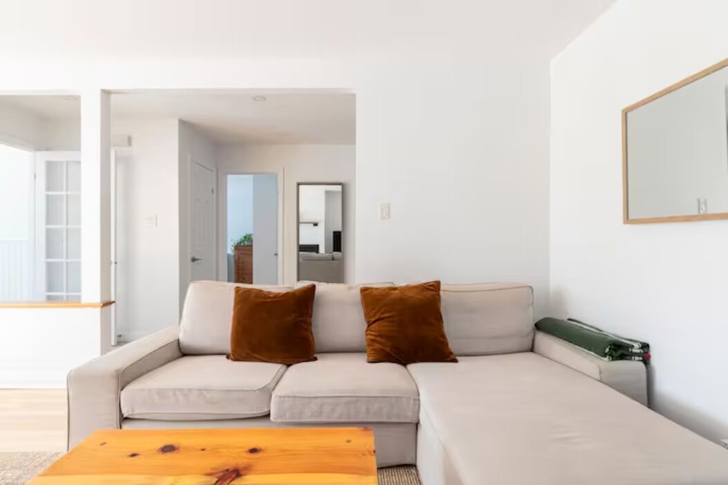 Photo of Livingroom in LaSalle