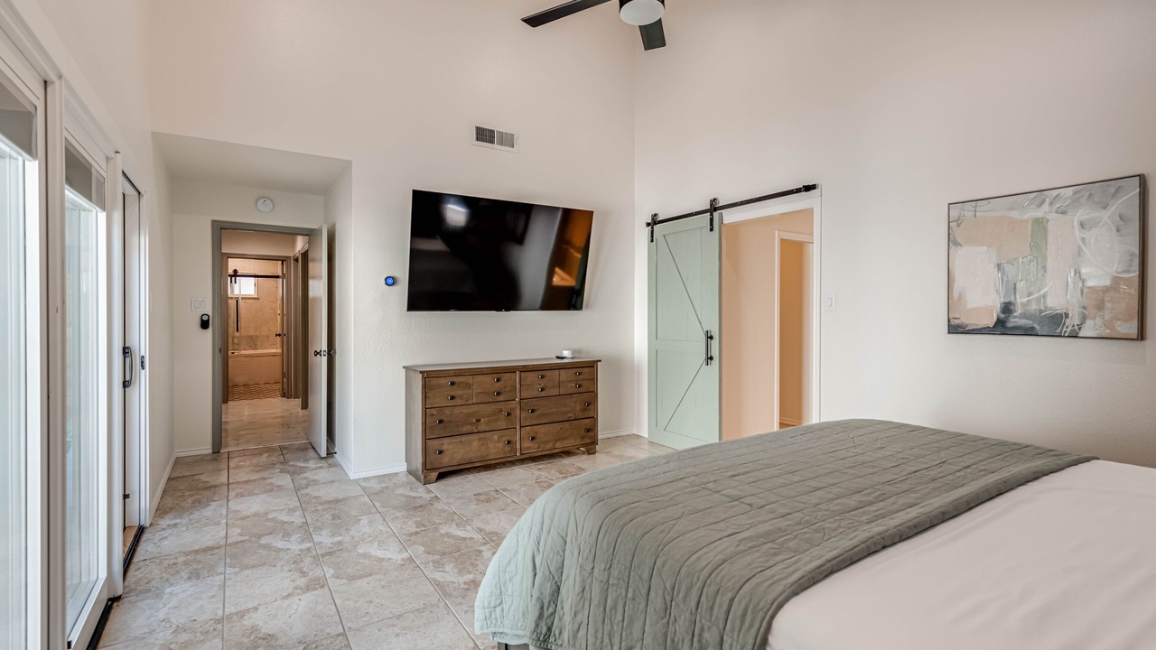 Photo of Bedroom in Oakmont Downs