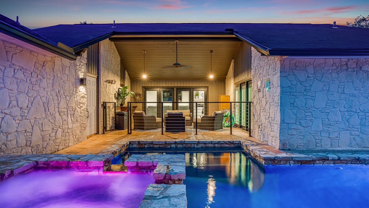 Photo of Outdoor in Oakmont Downs