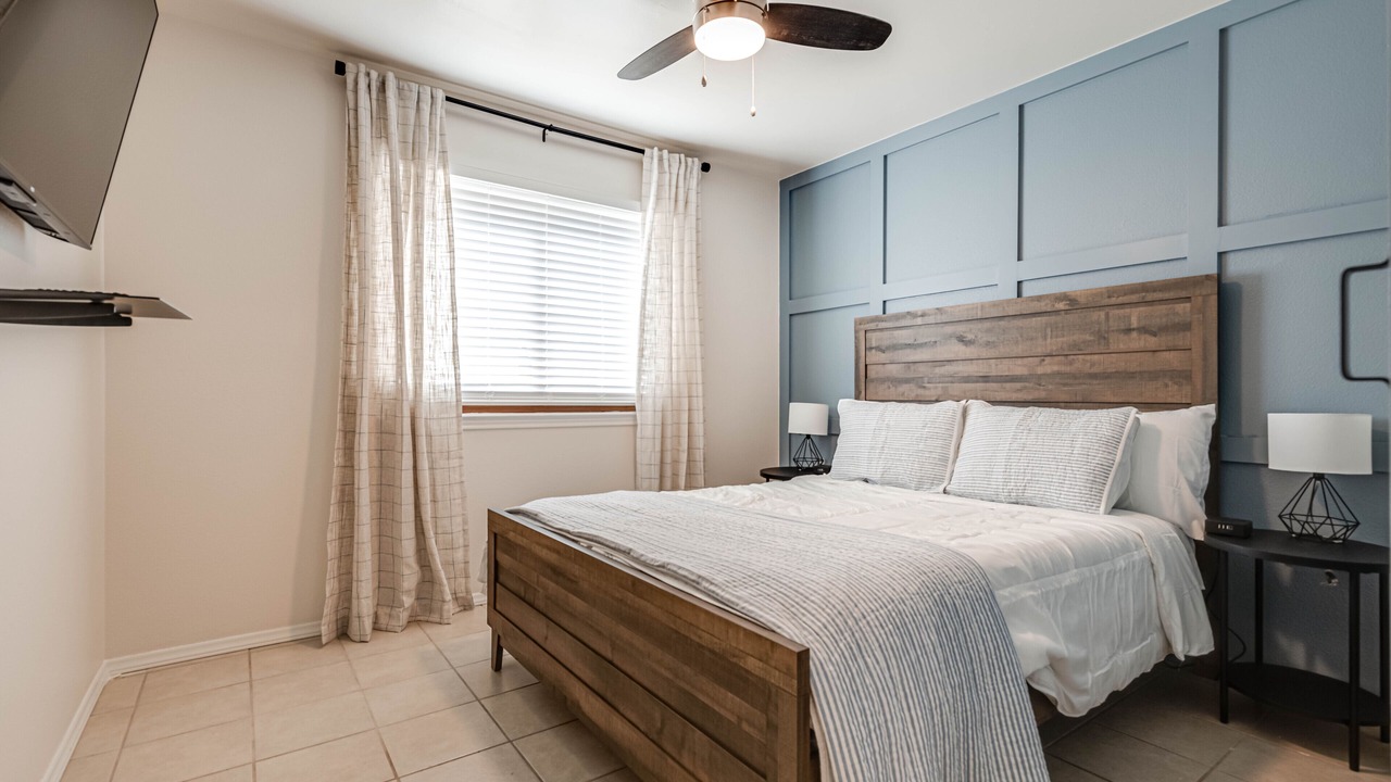 Photo of Bedroom in Oakmont Downs