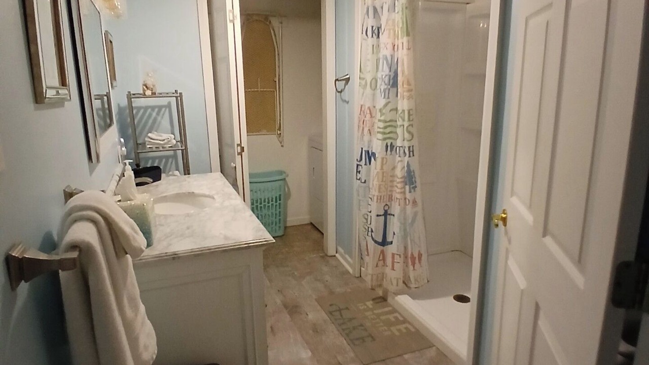 Photo of Bathroom in Goreville