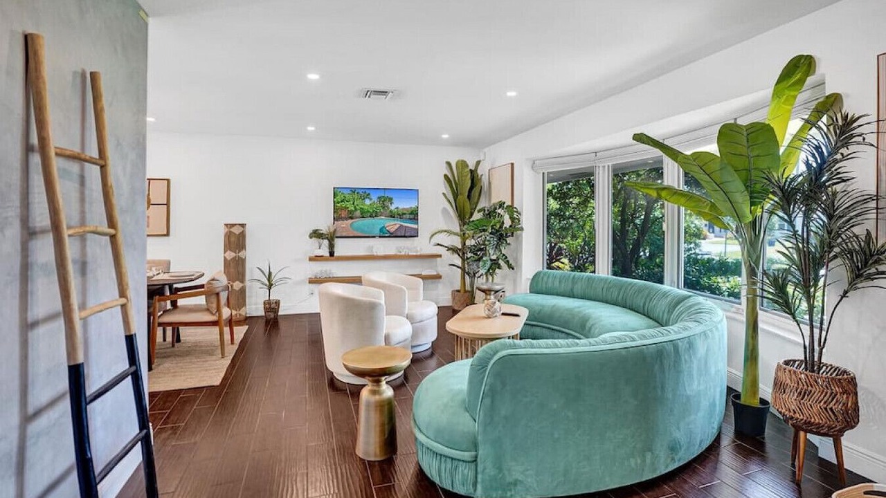 Photo of Livingroom in Imperial Point