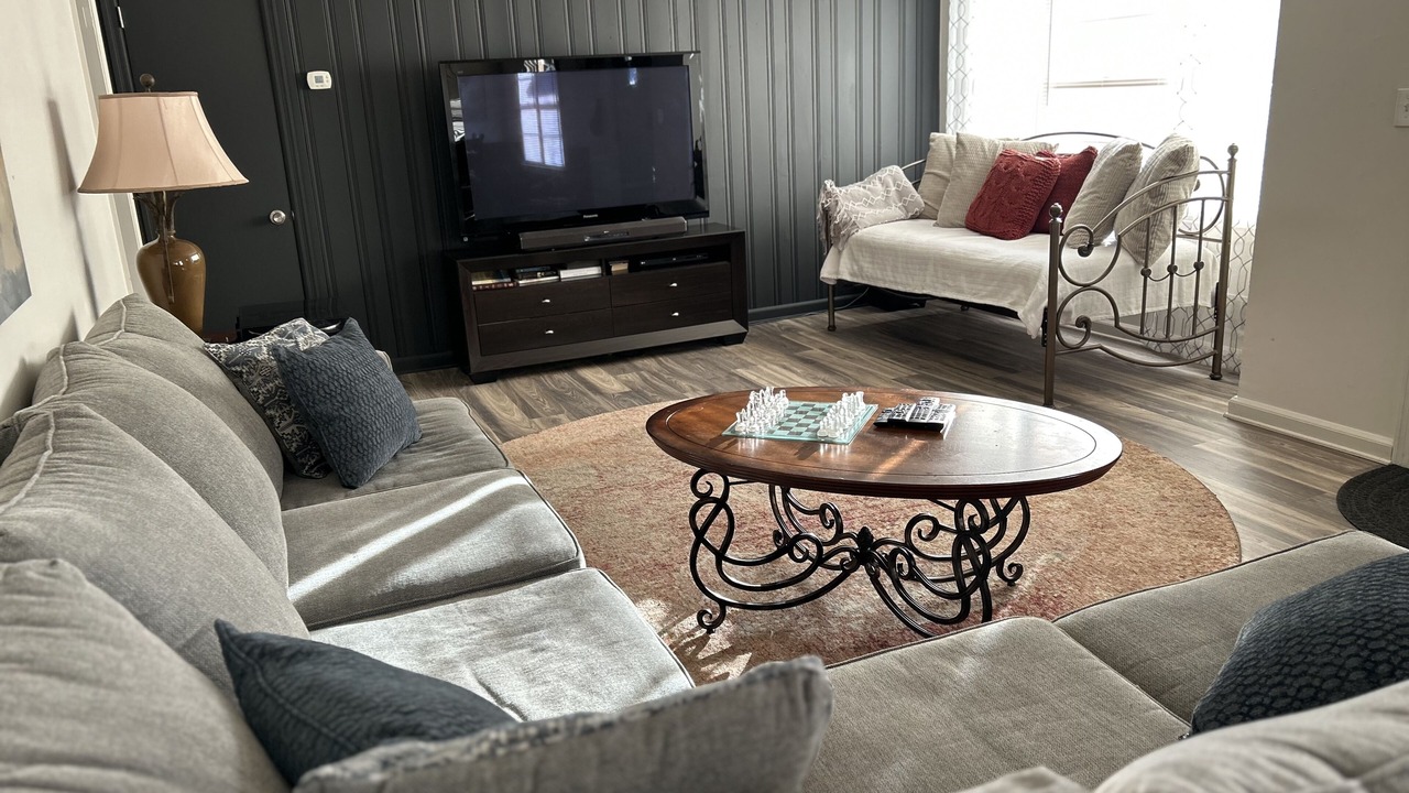 Photo of Livingroom in Smyrna