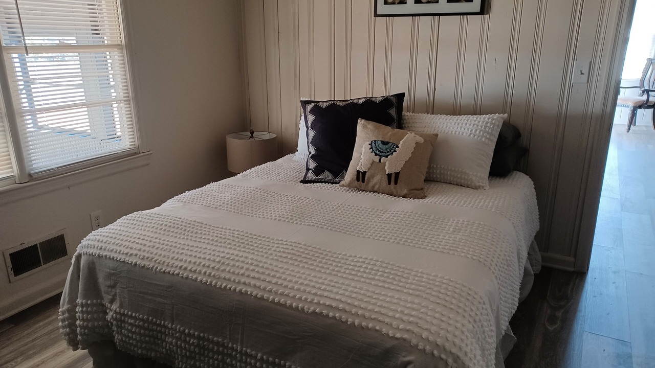 Photo of Bedroom in Smyrna