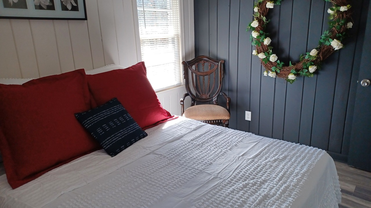 Photo of Bedroom in Smyrna