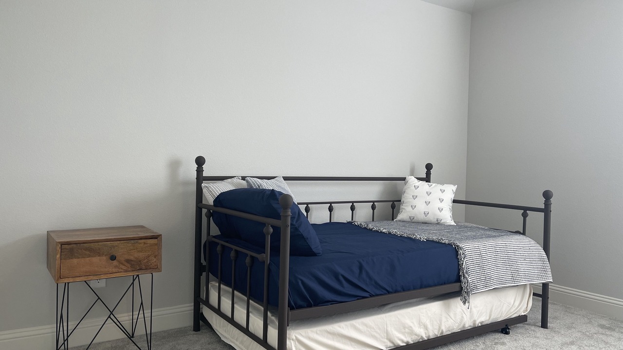 Photo of Bedroom in Lake Worth