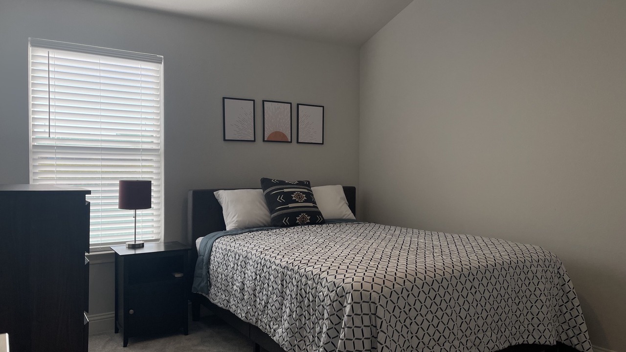 Photo of Bedroom in Lake Worth