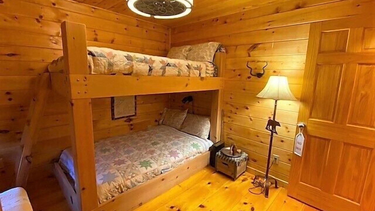 Photo of Bedroom in Unaka