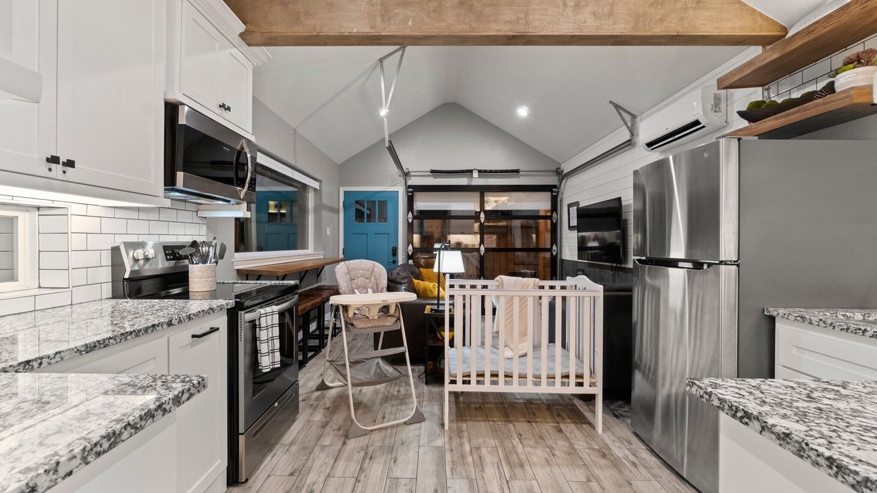 Photo of Kitchen in Spring