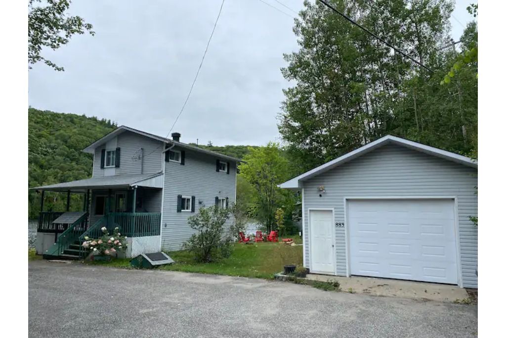 Photo of Outdoor in La Peche