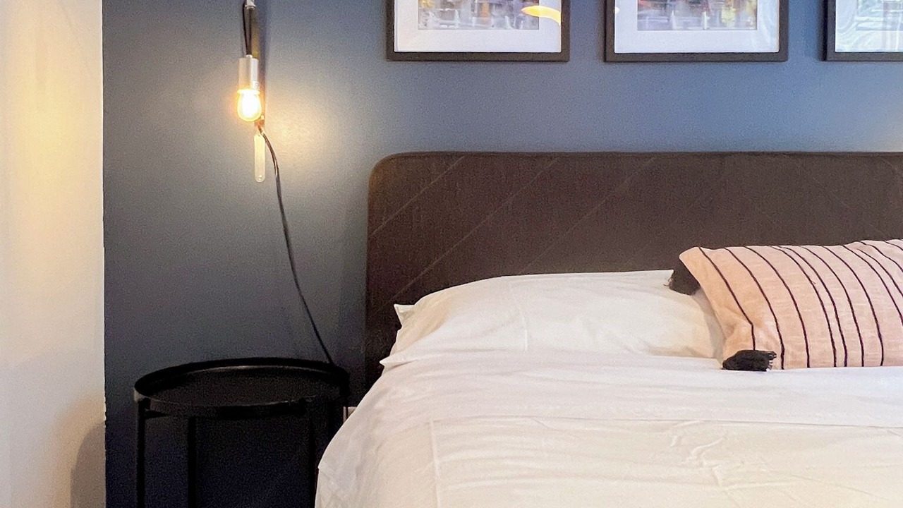 Photo of Bedroom in Cote-Des-Neiges—Notre-Dame-De-Grace