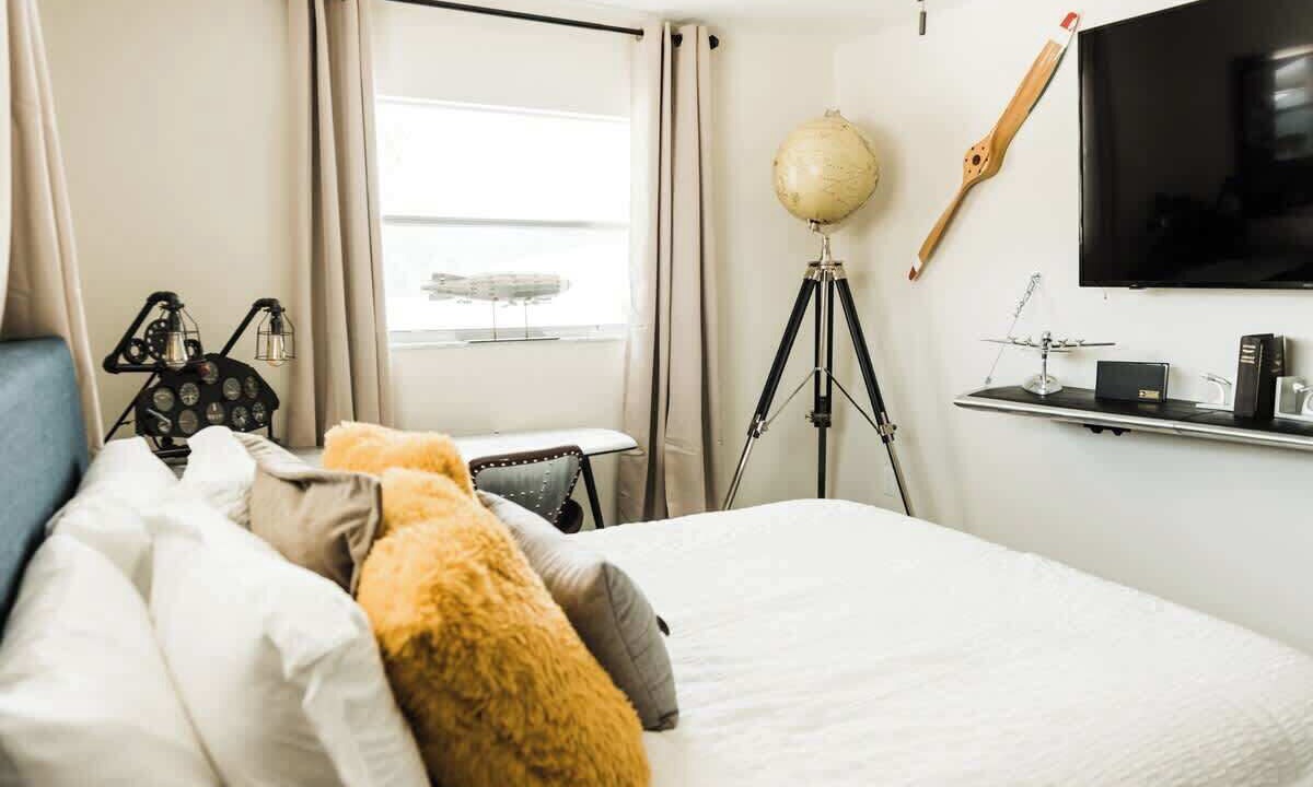 Photo of Bedroom in Casselberry