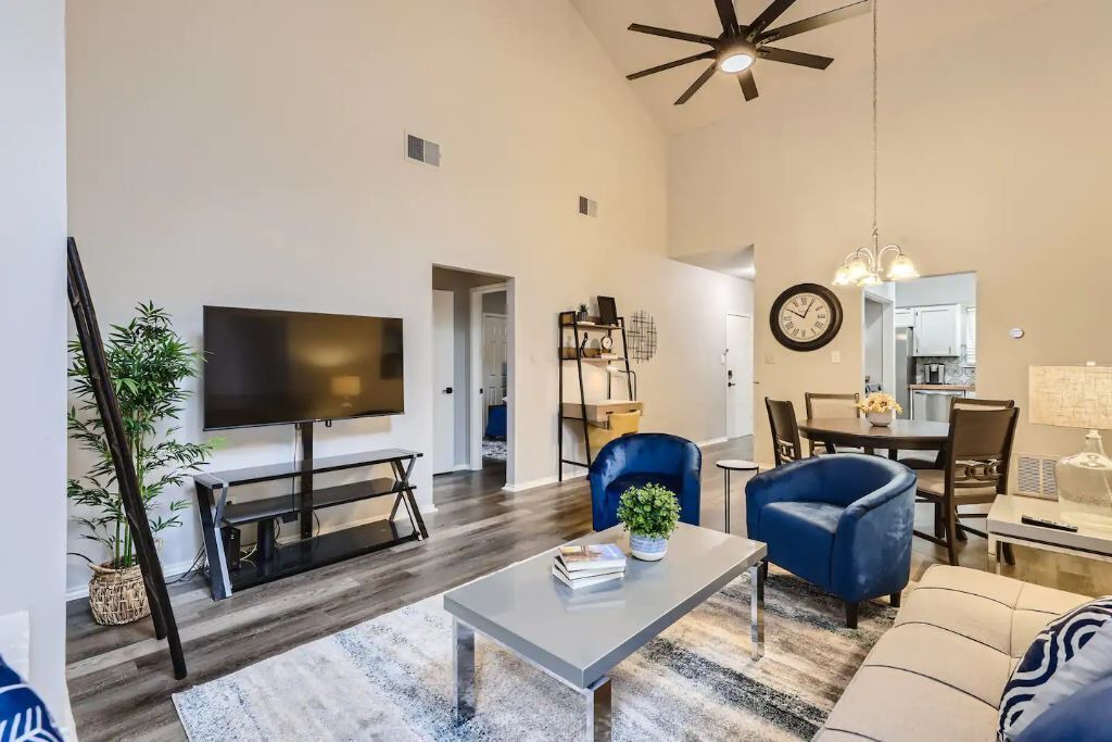 Photo of Livingroom in North San Antonio - SAT