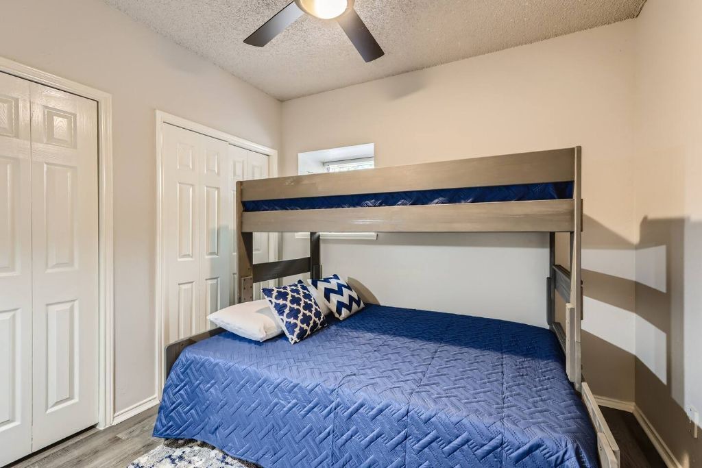 Photo of Bedroom in North San Antonio - SAT