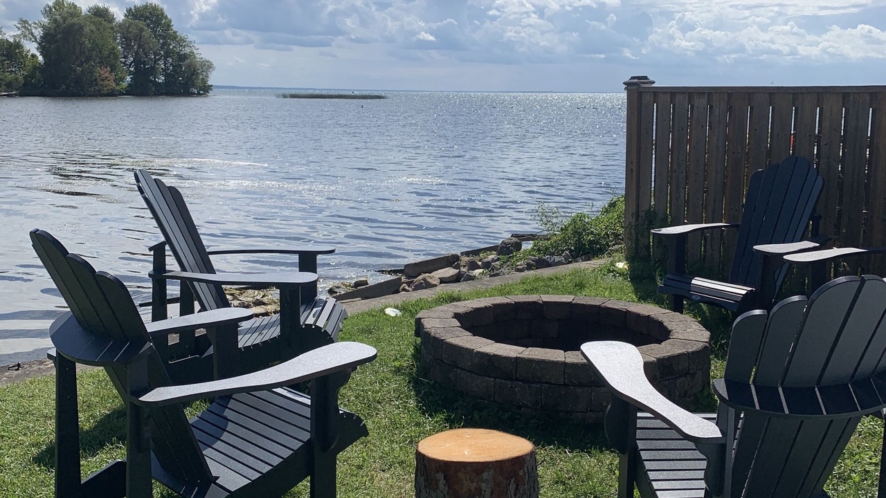 Photo of Outdoor in Brock
