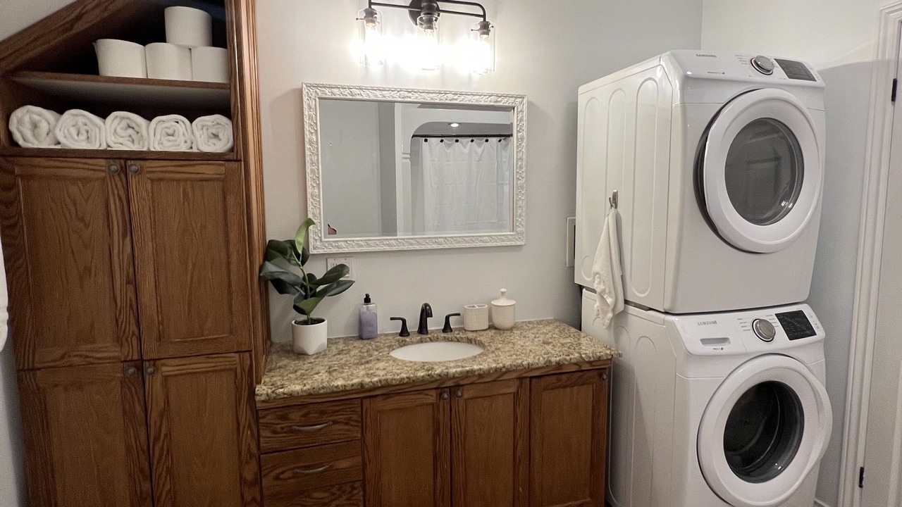 Photo of Bathroom in Brock