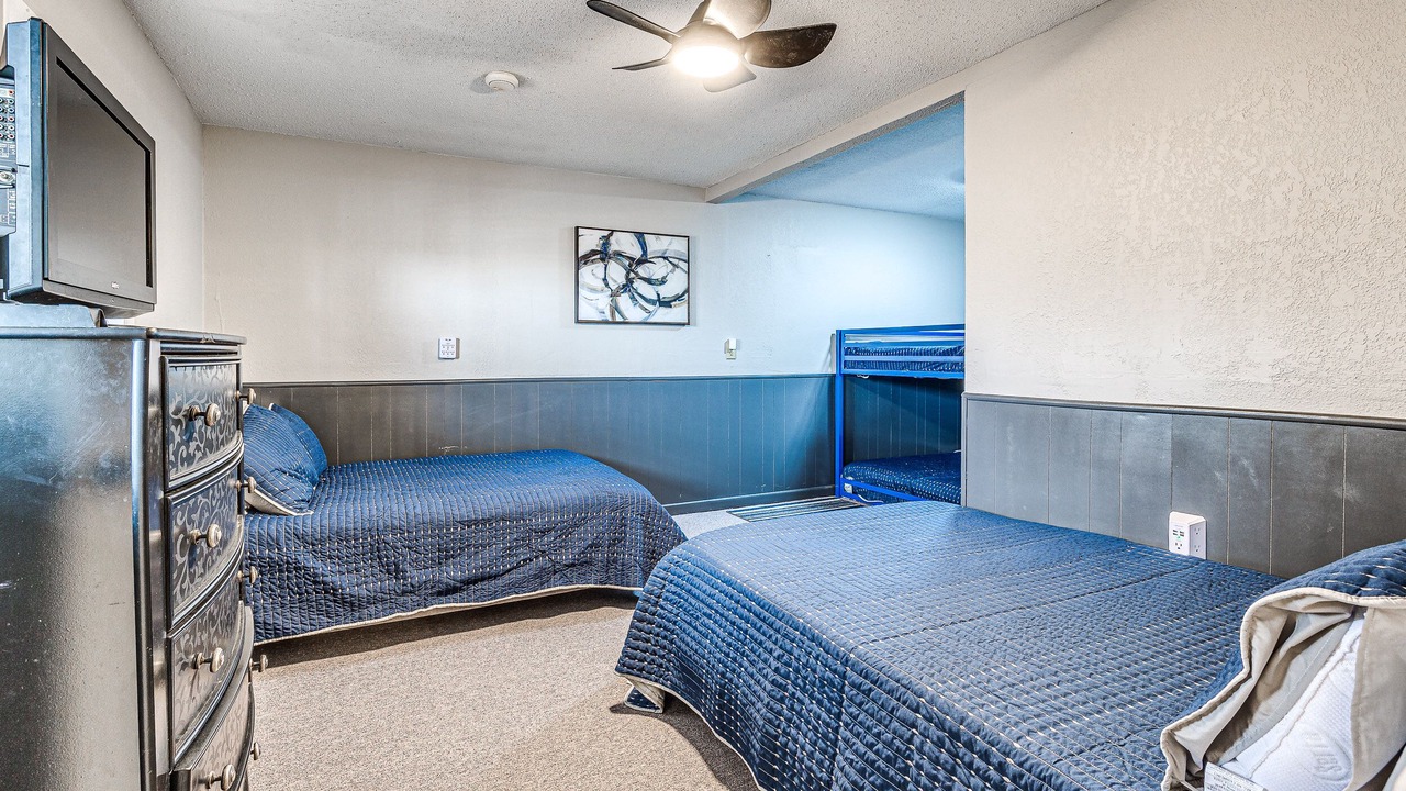 Photo of Bedroom in Hoyt