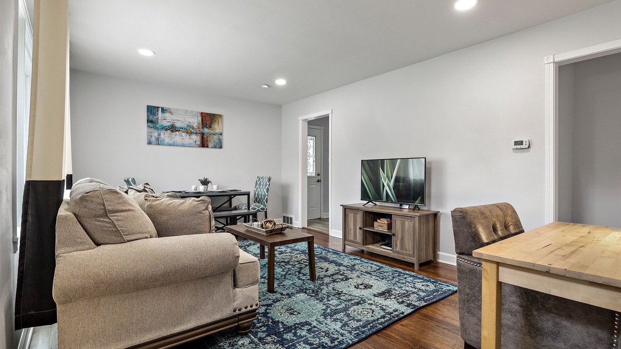 Photo of Livingroom in Forestview