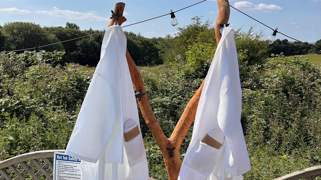 Photo of Outdoor in Rastrick