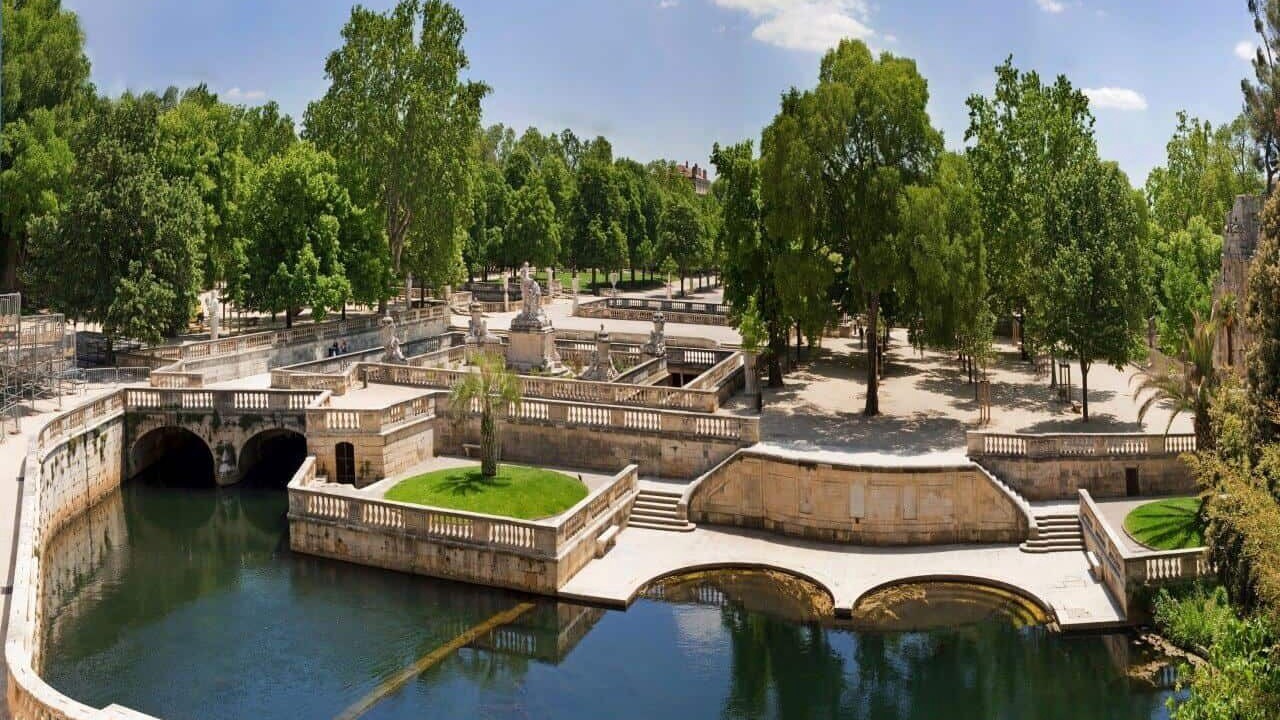 Photo of Others in Faubourg