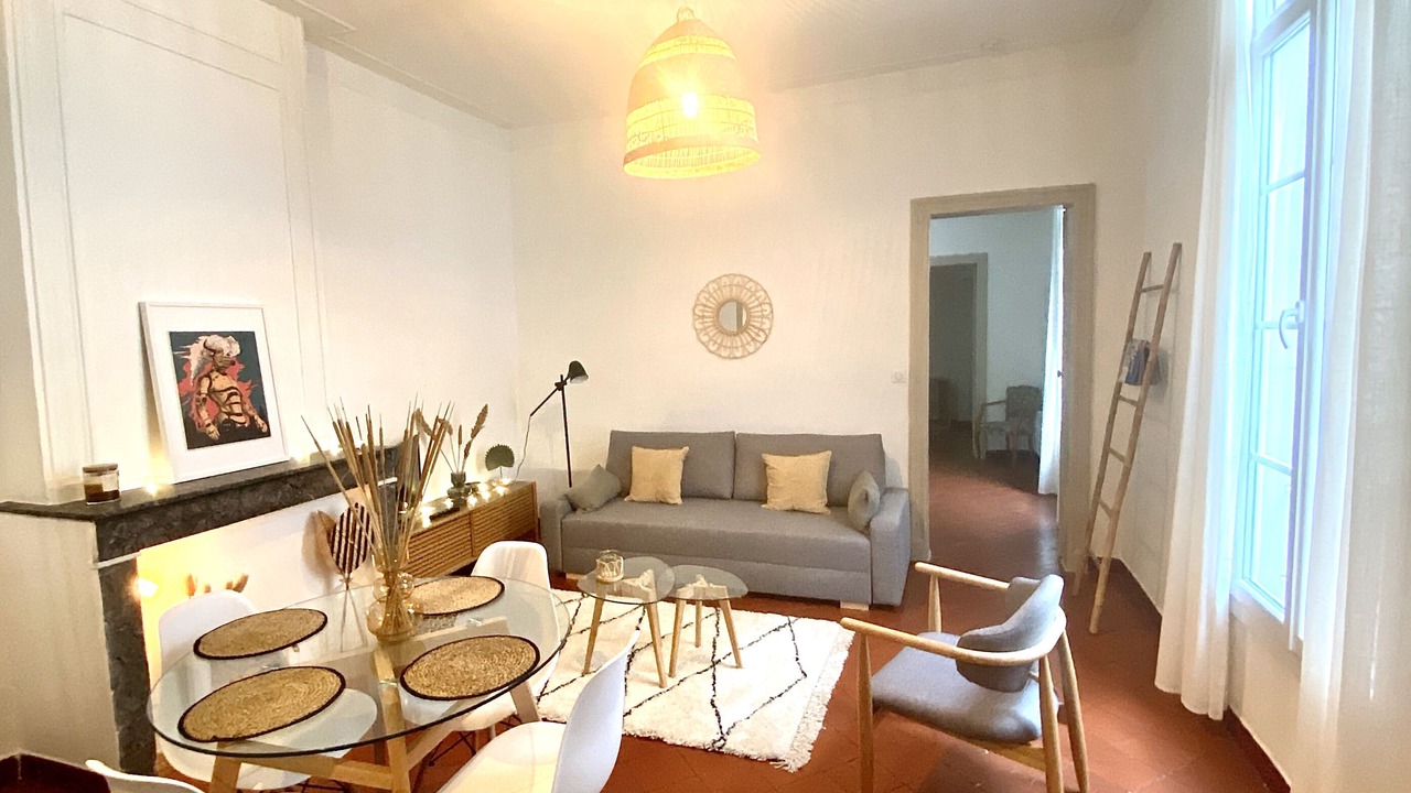 Photo of Livingroom in Faubourg