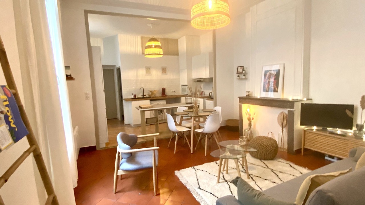 Photo of Livingroom in Faubourg