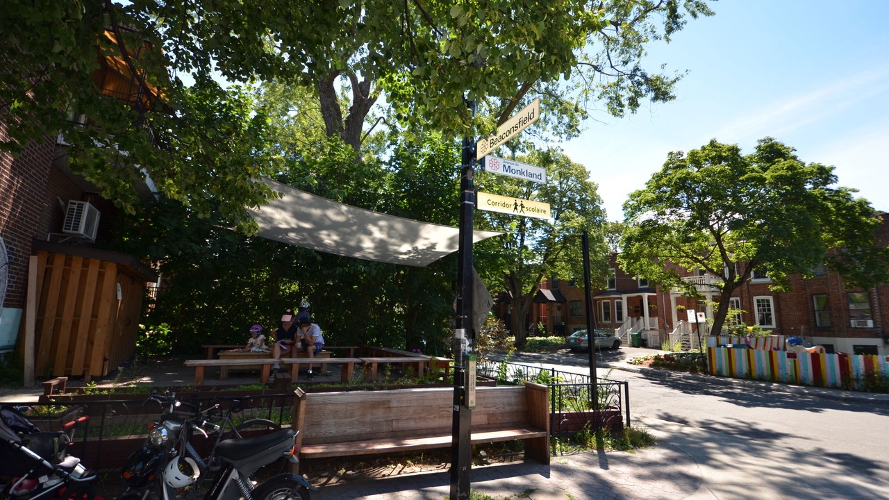 Photo of Outdoor in Cote-Des-Neiges—Notre-Dame-De-Grace