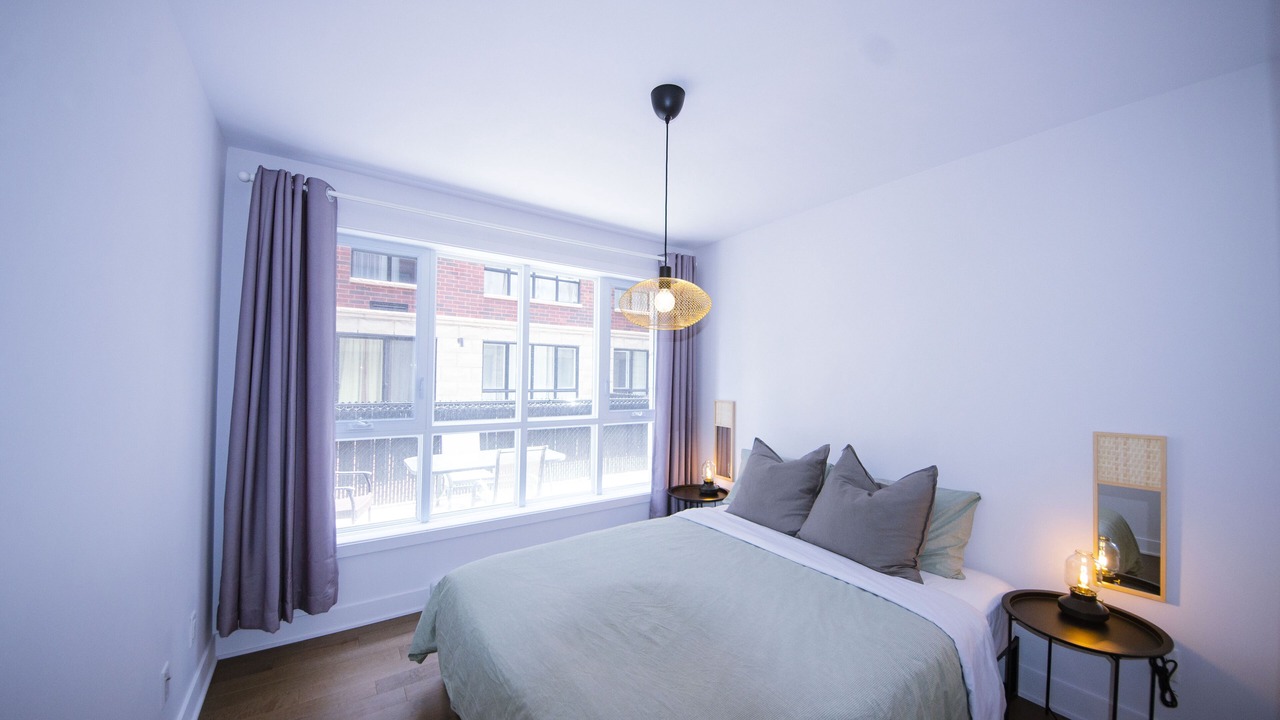 Photo of Bedroom in Cote-Des-Neiges—Notre-Dame-De-Grace