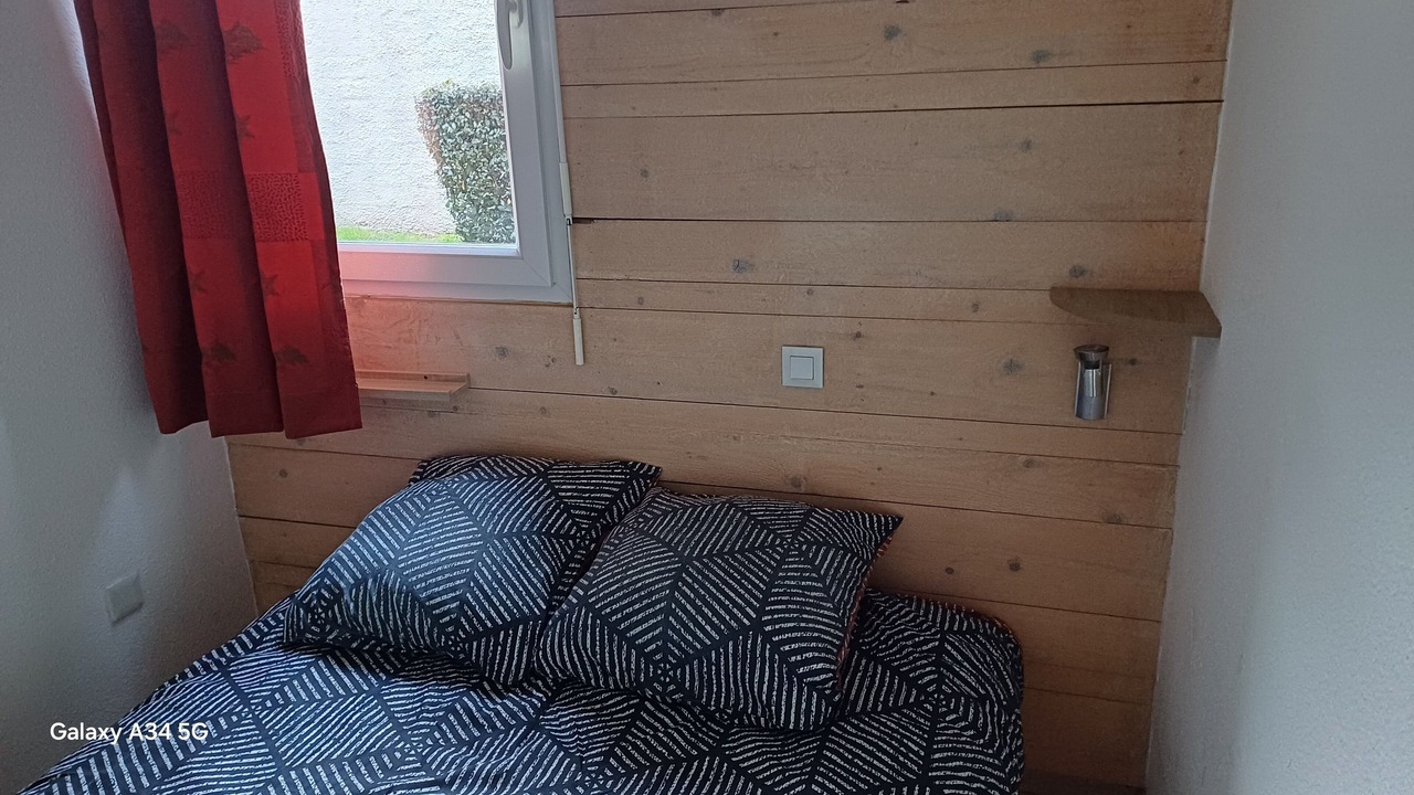 Photo of Bedroom in Bagneres-de-Luchon