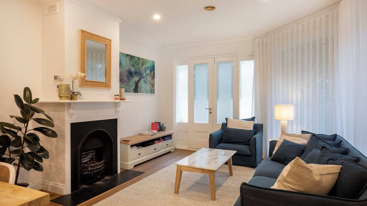 Photo of Livingroom in Stirling