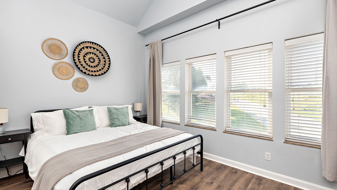 Photo of Bedroom in Columbus Park
