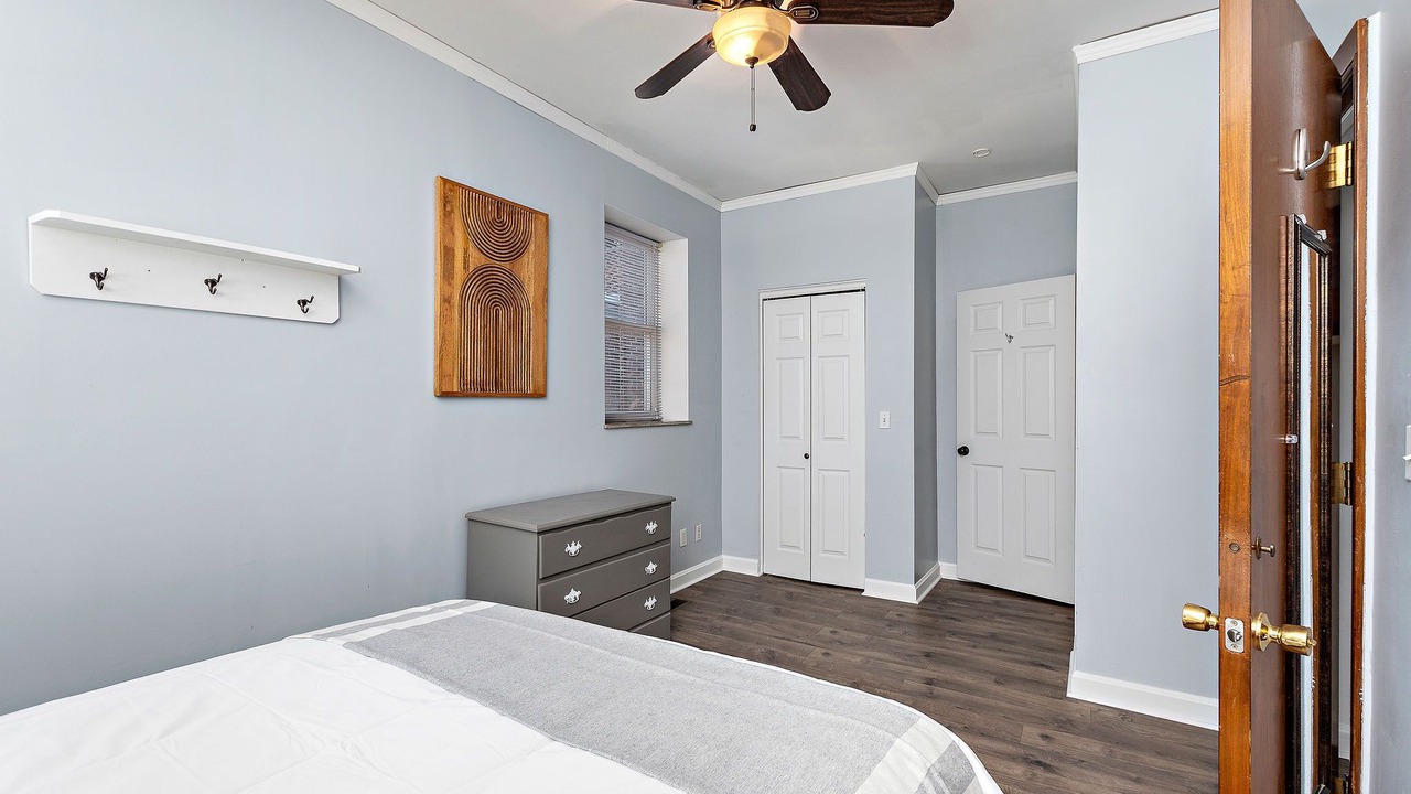 Photo of Bedroom in Columbus Park