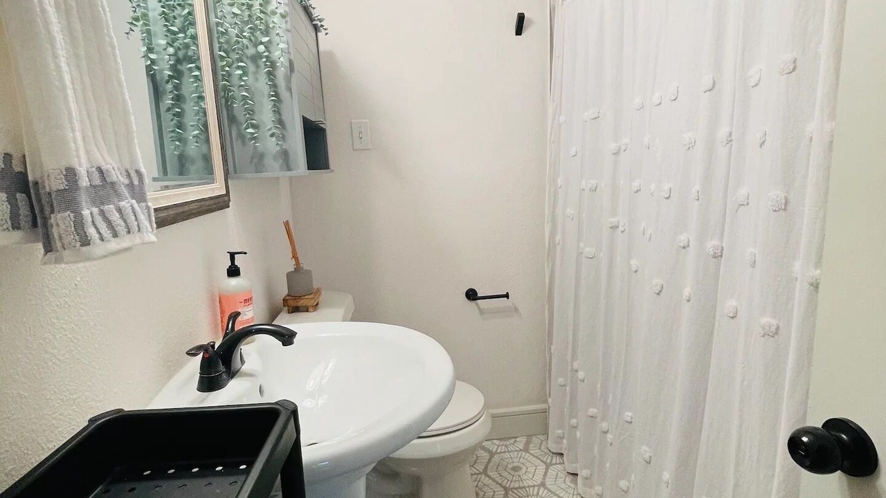 Photo of Bathroom in Oak Cliff