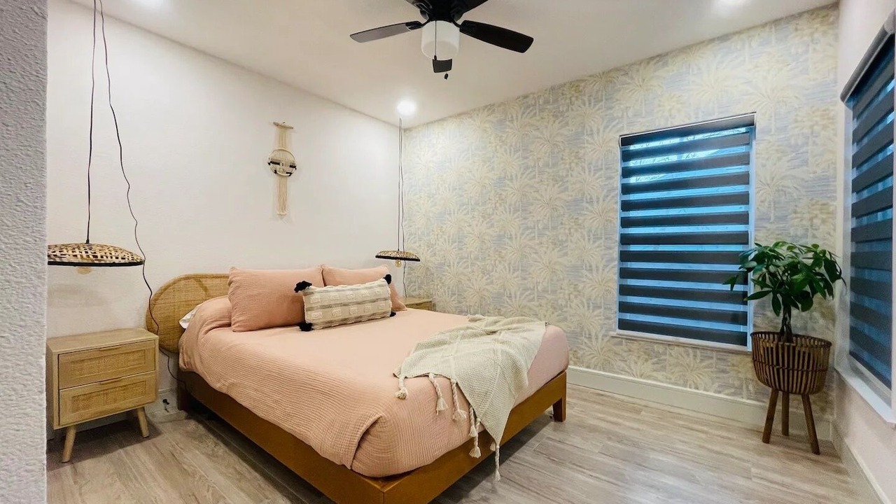 Photo of Bedroom in Oak Cliff