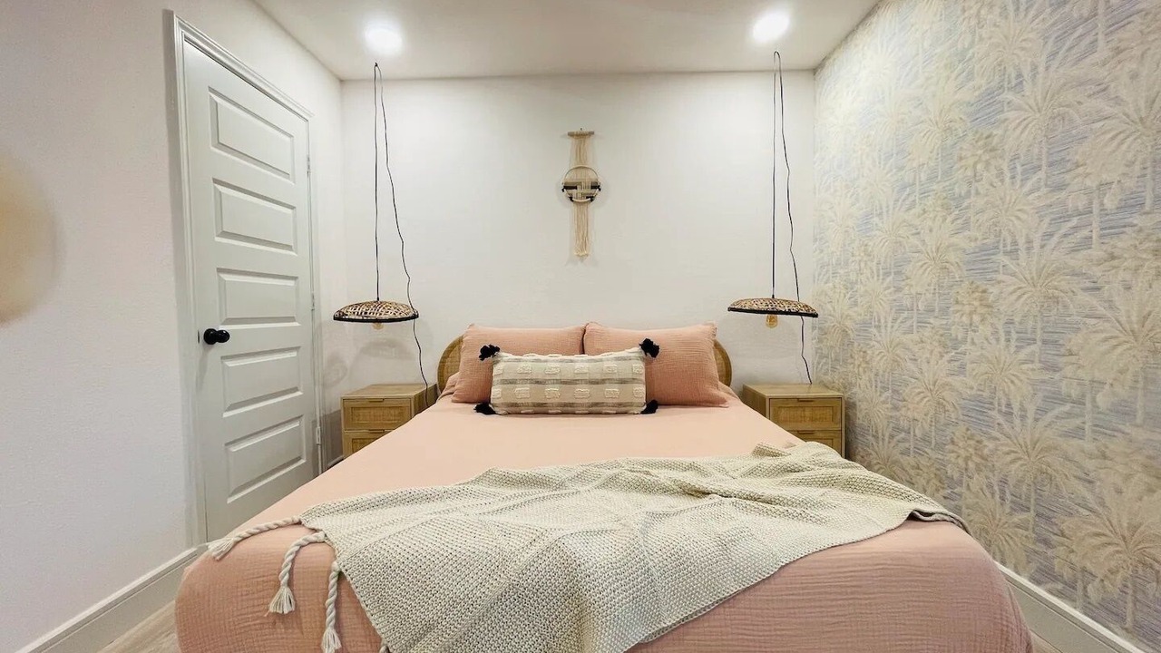 Photo of Bedroom in Oak Cliff